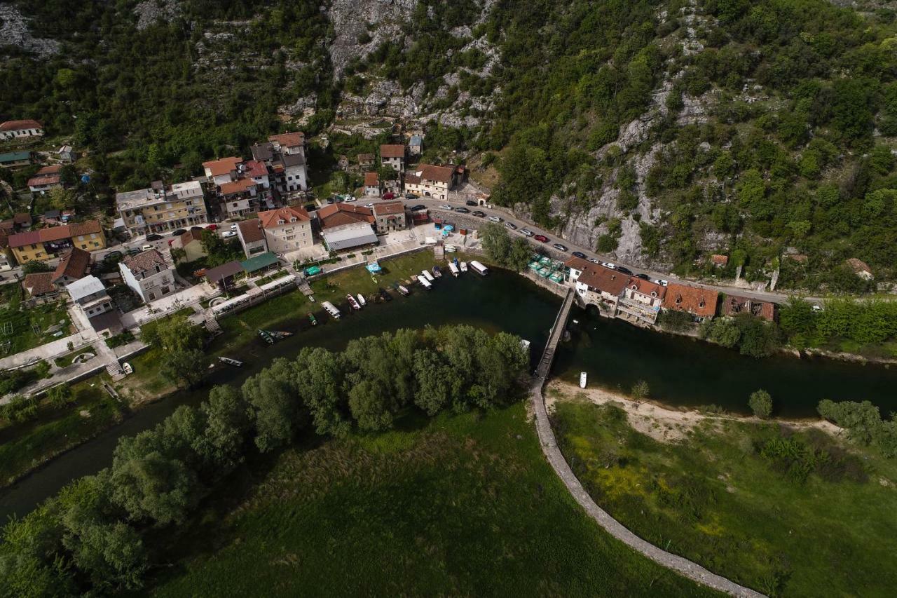 Hotel S Family Jovicevic Rijeka Crnojevića Exterior foto